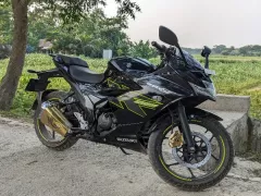 Suzuki Gixxer SF